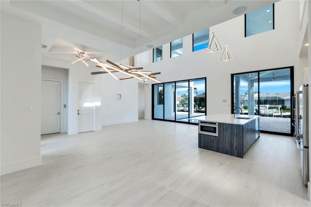 1071 Dana Ct, Marco Island, FL 34145-11