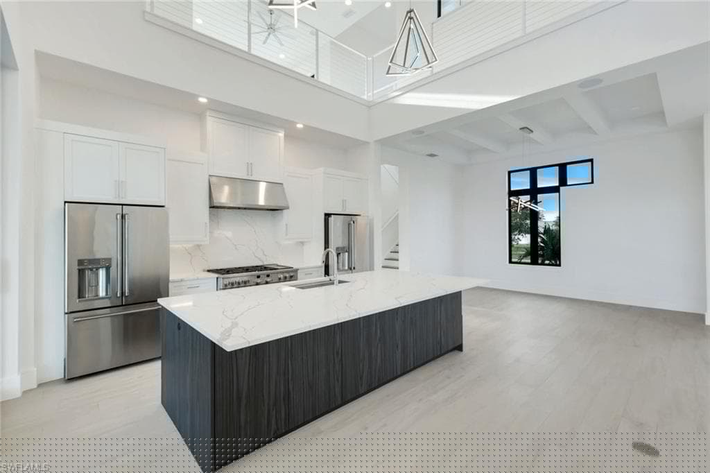 1071 Dana Ct, Marco Island, FL 34145-14