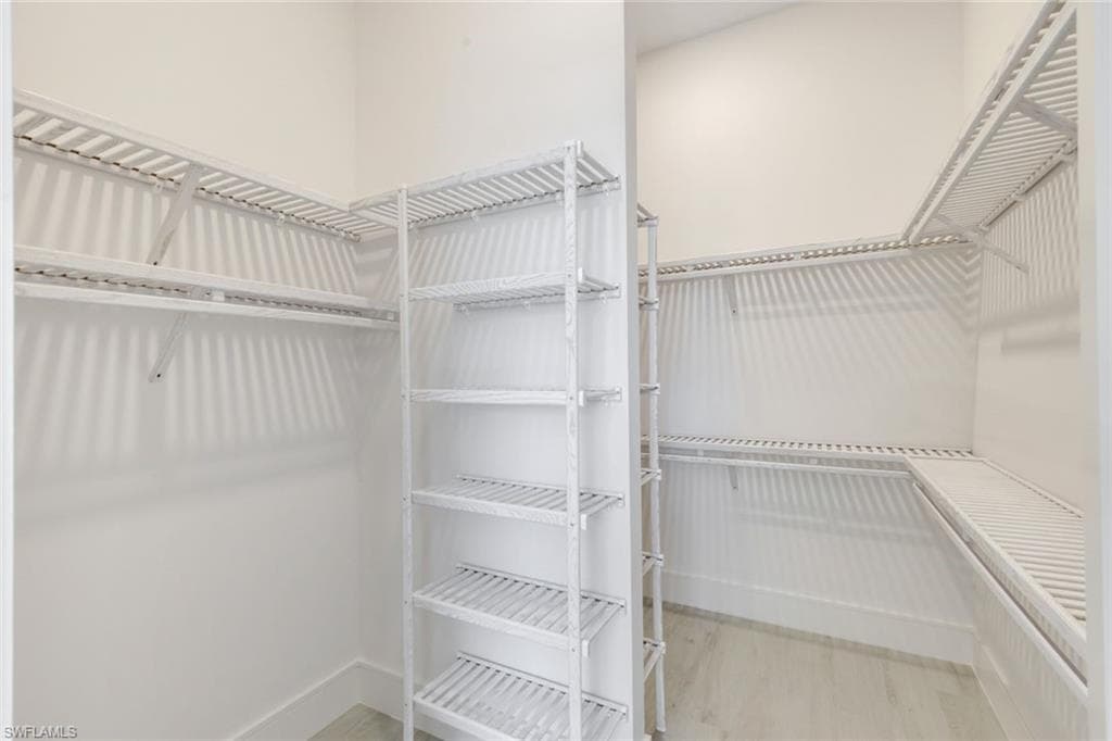1071 Dana Ct, Marco Island, FL 34145-23