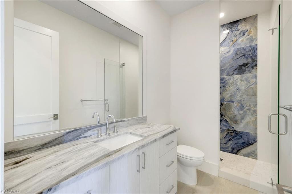 1071 Dana Ct, Marco Island, FL 34145-34
