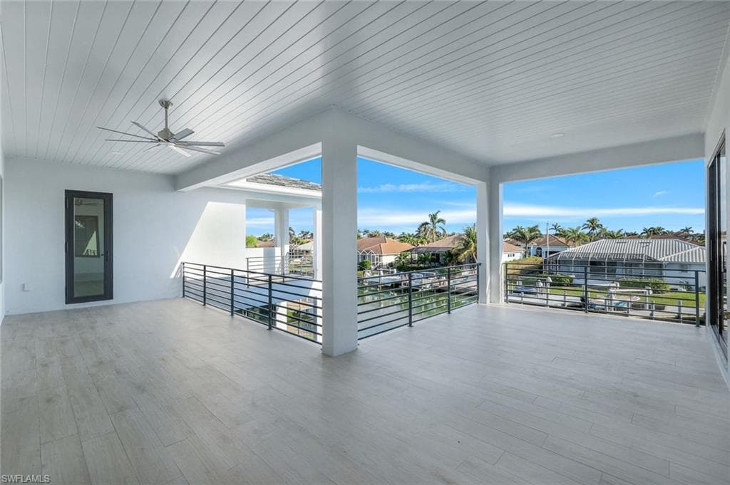 1071 Dana Ct, Marco Island, FL 34145-36