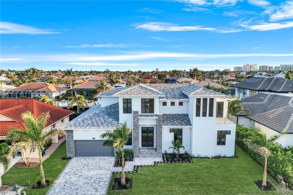 1071 Dana Ct, Marco Island, FL 34145-45