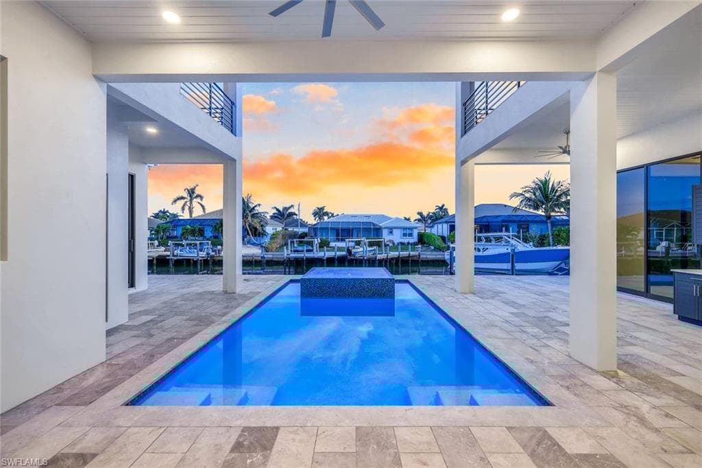 1071 Dana Ct, Marco Island, FL 34145-6