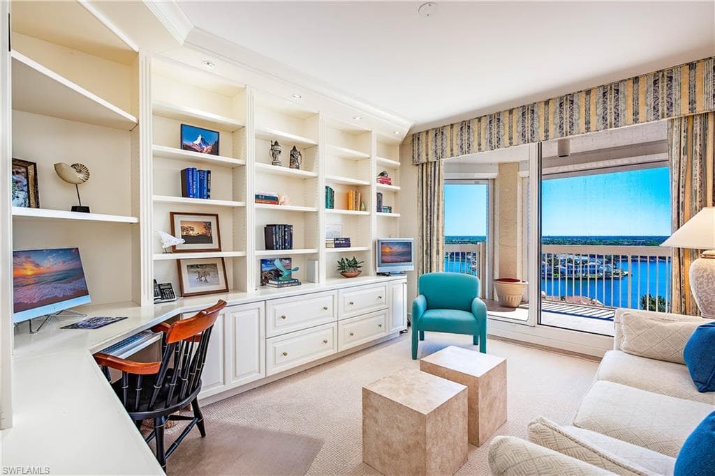 4021 Gulf Shore Blvd N 1006, Naples, FL 34103-11