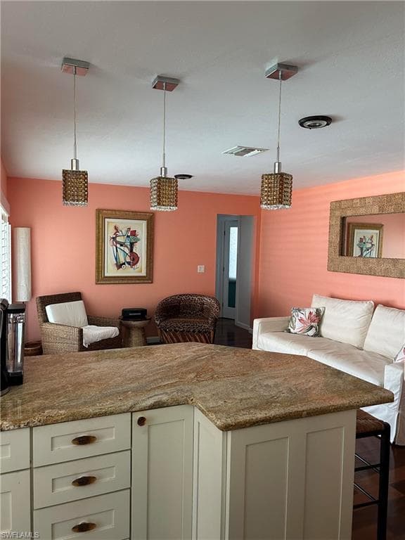 617 51st Ter, Cape Coral, FL 33914-15