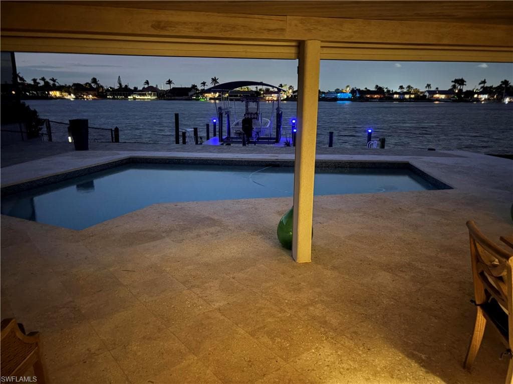 617 51st Ter, Cape Coral, FL 33914-7