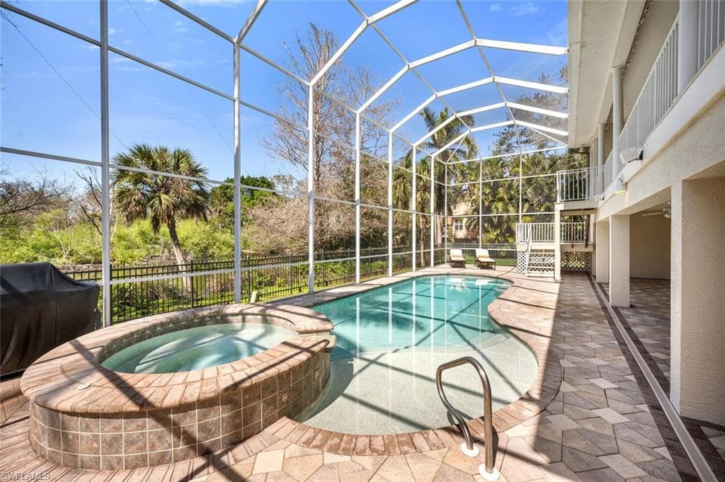 27070 Driftwood Dr, Bonita Springs, FL 34135-23