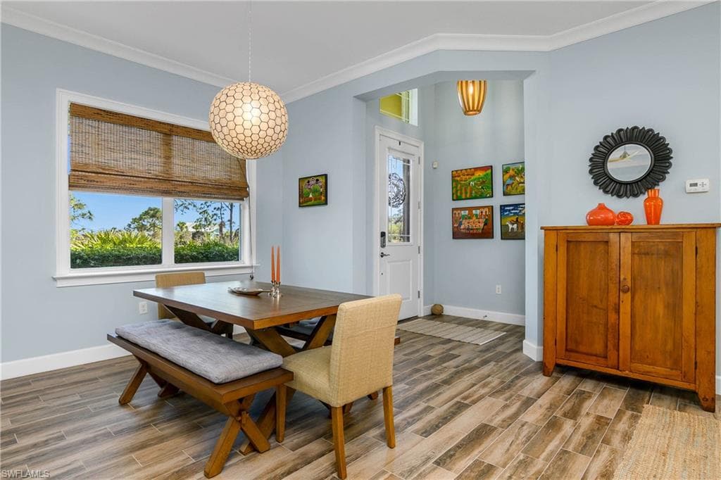 7193 Dominica Dr, Naples, FL 34113-8