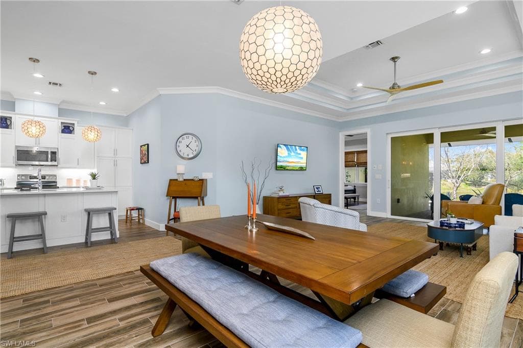 7193 Dominica Dr, Naples, FL 34113-11