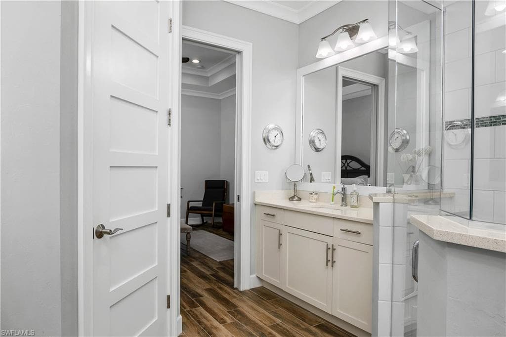 7193 Dominica Dr, Naples, FL 34113-21