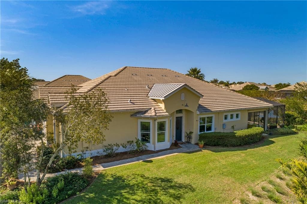 7193 Dominica Dr, Naples, FL 34113-1