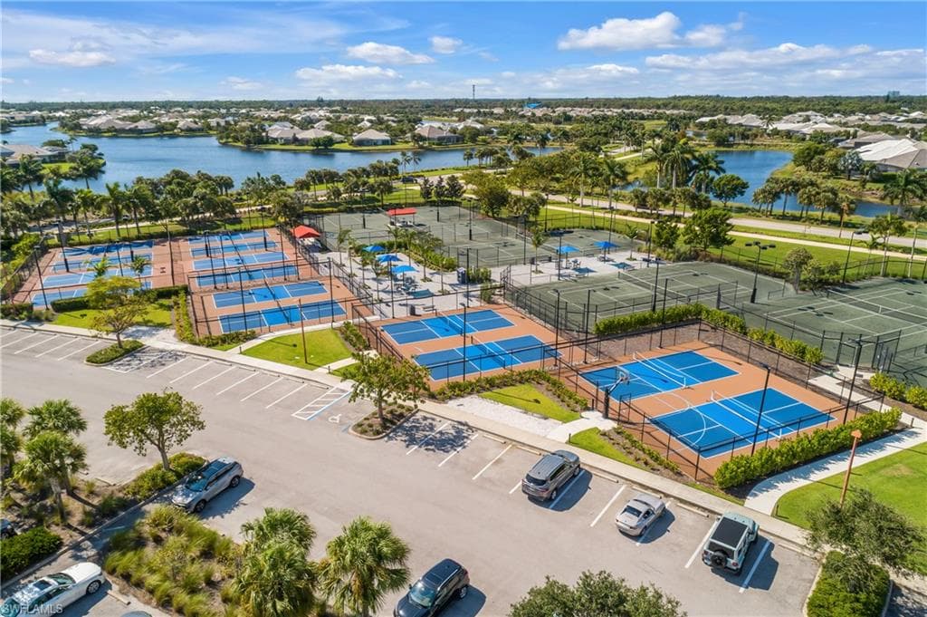 7193 Dominica Dr, Naples, FL 34113-47