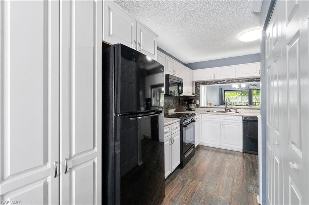 248 Pebble Beach Cir G201, Naples, FL 34113-10