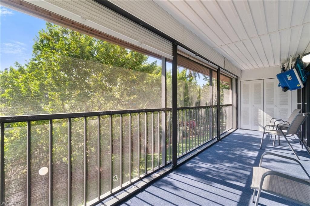 248 Pebble Beach Cir G201, Naples, FL 34113-23