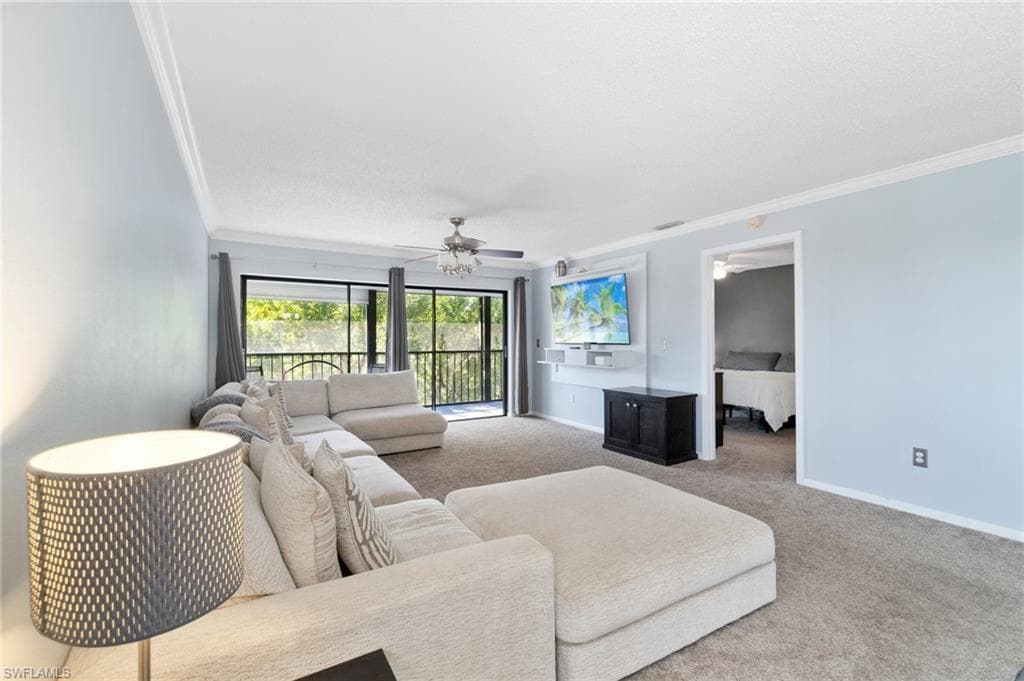 248 Pebble Beach Cir G201, Naples, FL 34113-6