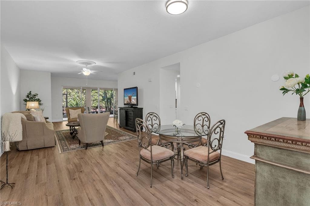 3975 Deer Crossing Ct 102, Naples, FL 34114-3
