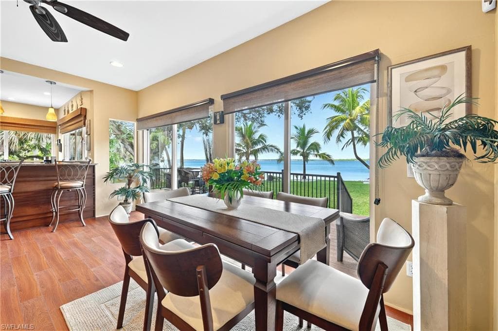 3385 Riverside Dr, Fort Myers, FL 33916-11
