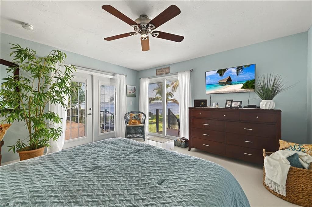3385 Riverside Dr, Fort Myers, FL 33916-18