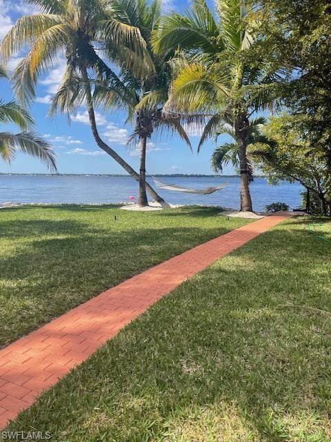 3385 Riverside Dr, Fort Myers, FL 33916-34