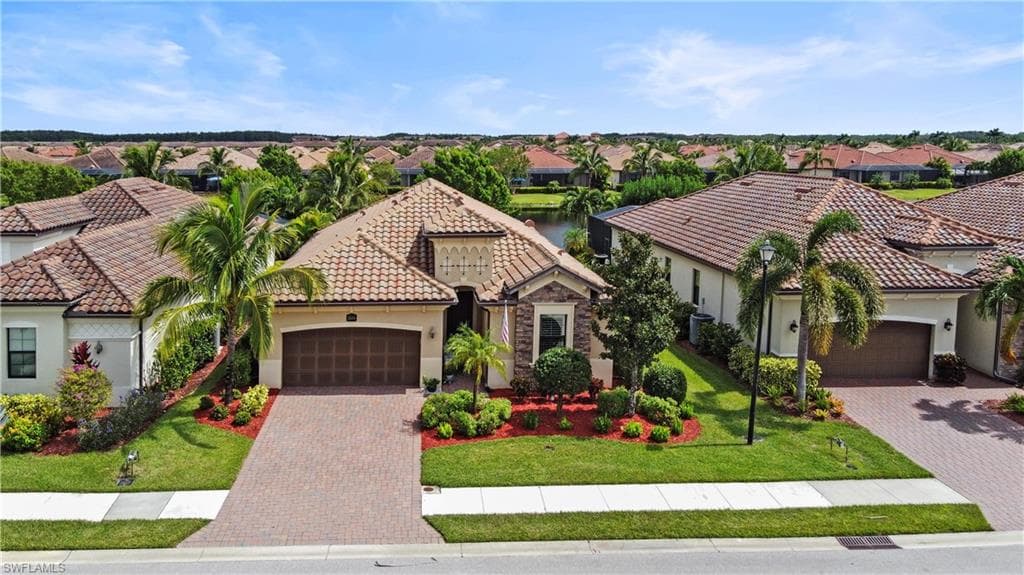 28091 Edenderry Ct, Bonita Springs, FL 34135-9