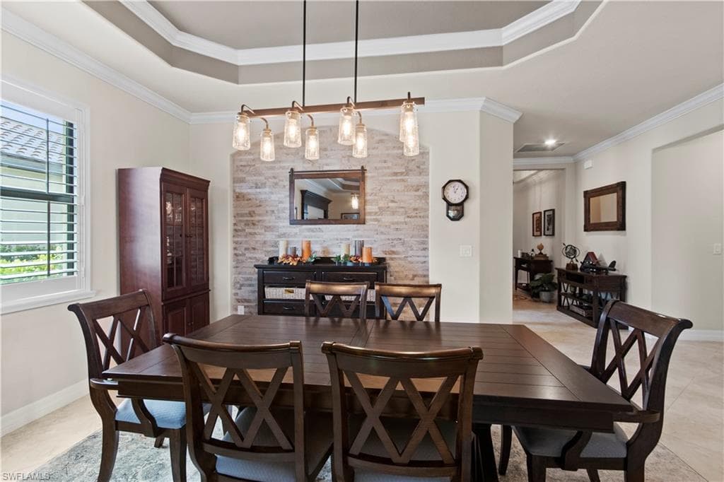 28091 Edenderry Ct, Bonita Springs, FL 34135-28