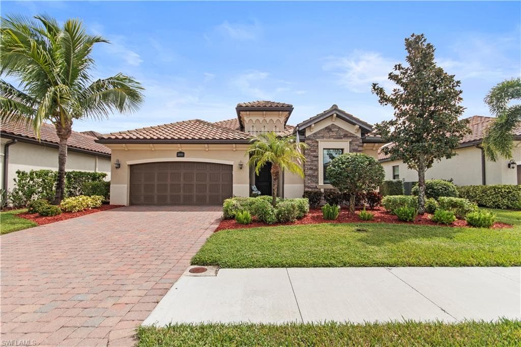 28091 Edenderry Ct, Bonita Springs, FL 34135-6
