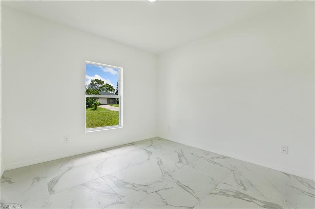 3102 Karen Ave S, Lehigh Acres, FL 33976-10