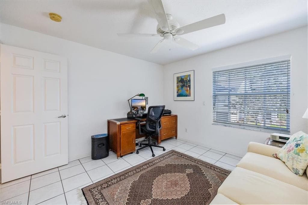 1090 Partridge Cir 201, Naples, FL 34104-22