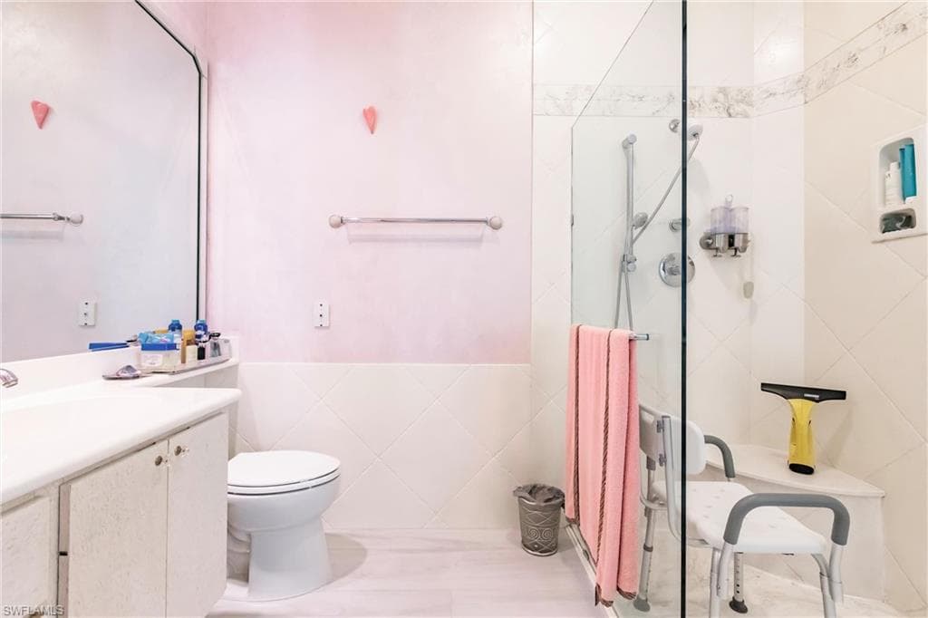 3500 Donoso Ct, Naples, FL 34109-18