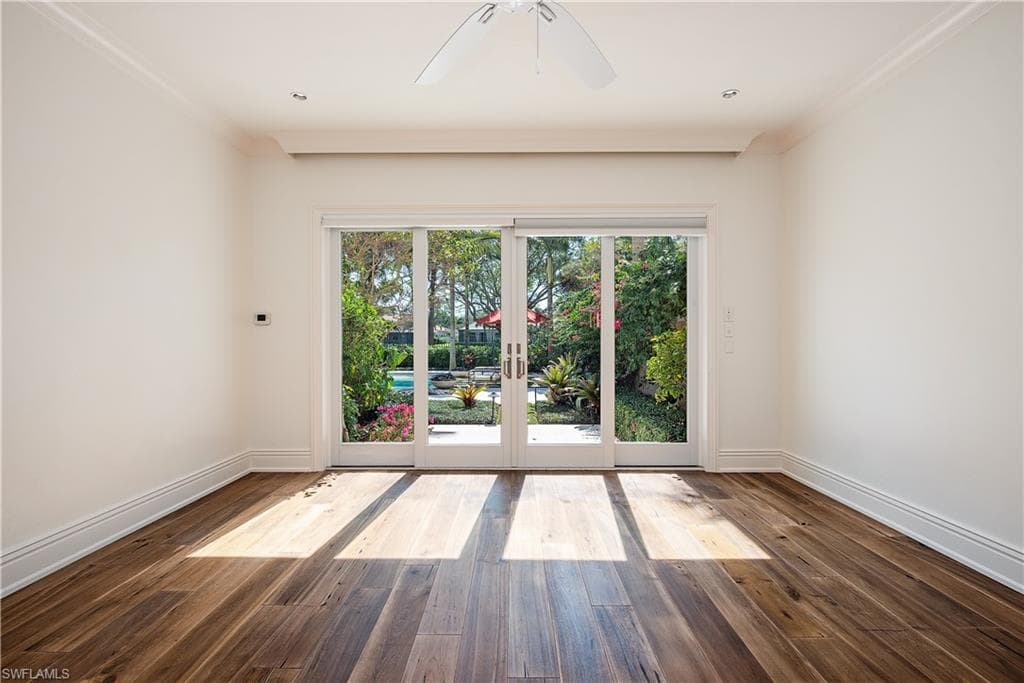 7100 Verde Way, Naples, FL 34108-8