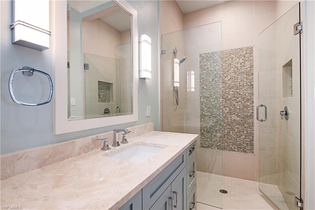 7100 Verde Way, Naples, FL 34108-15