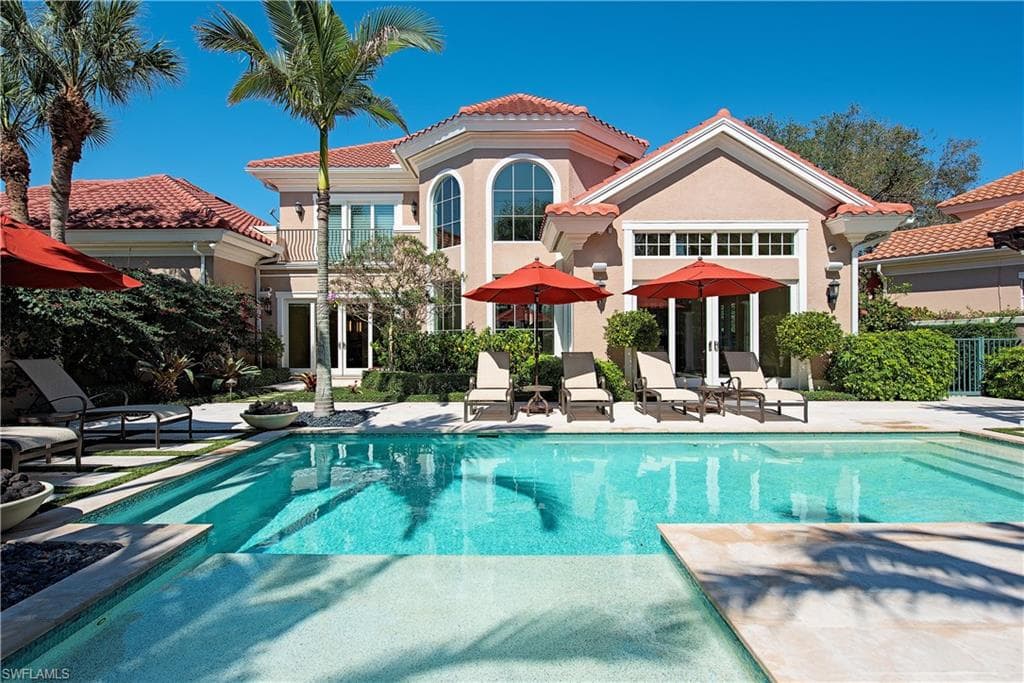 7100 Verde Way, Naples, FL 34108-1