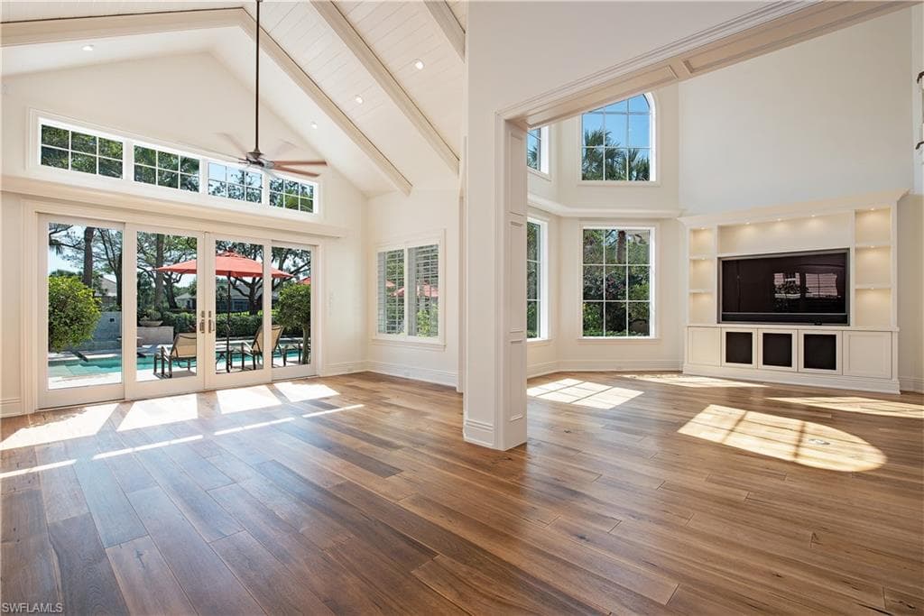 7100 Verde Way, Naples, FL 34108-5