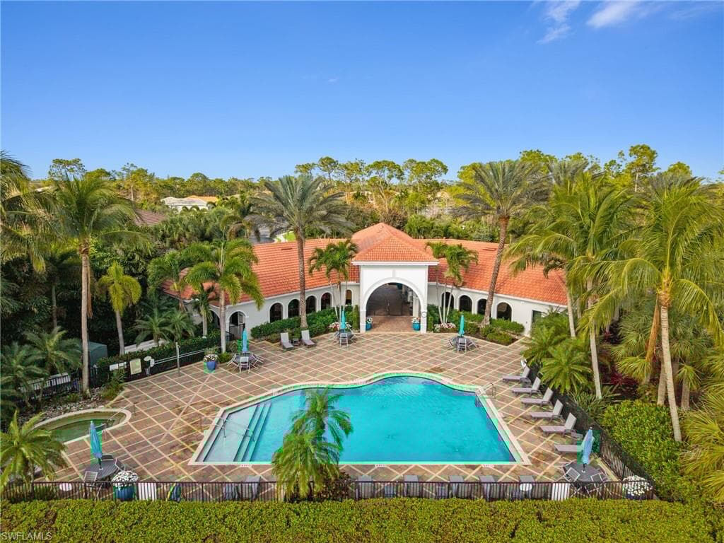 12858 Carrington Cir 8-201, Naples, FL 34105-43