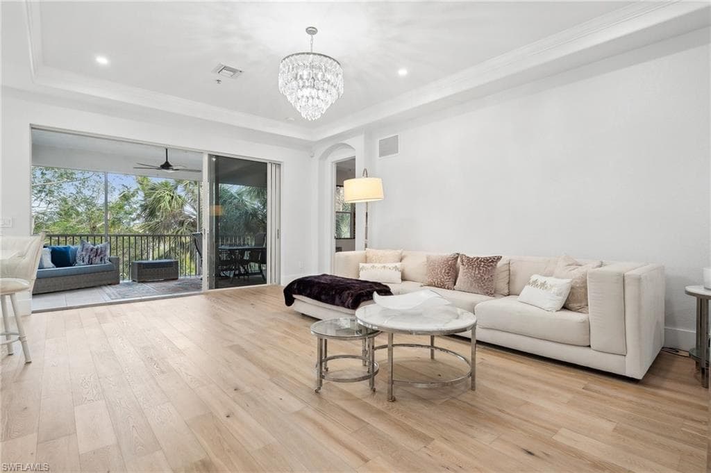 12858 Carrington Cir 8-201, Naples, FL 34105-7