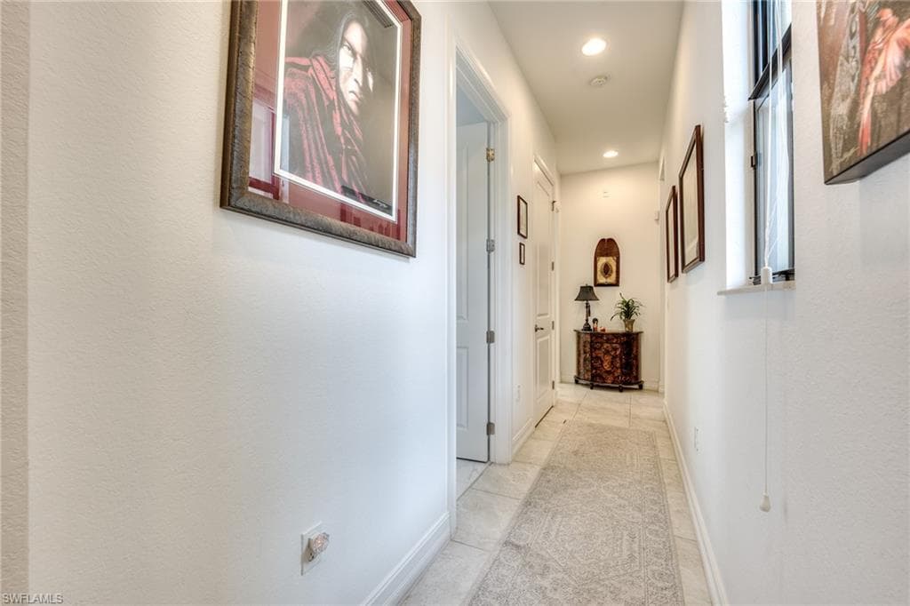 9293 Woodhurst Dr, Naples, FL 34120-16