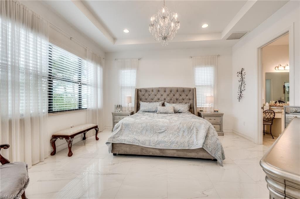 9293 Woodhurst Dr, Naples, FL 34120-18