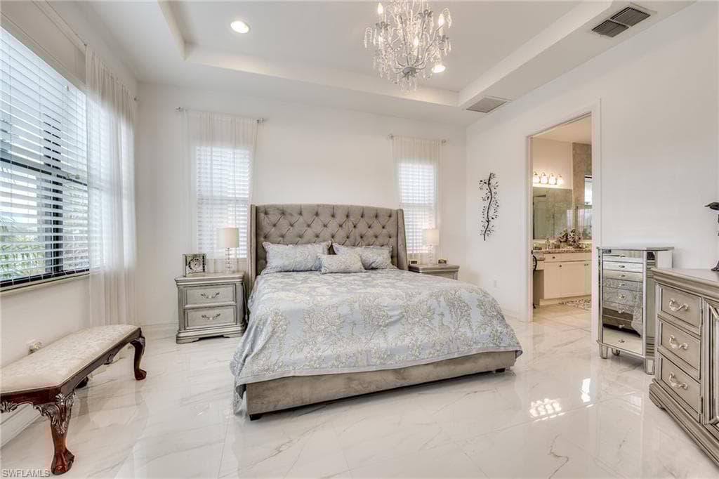 9293 Woodhurst Dr, Naples, FL 34120-19