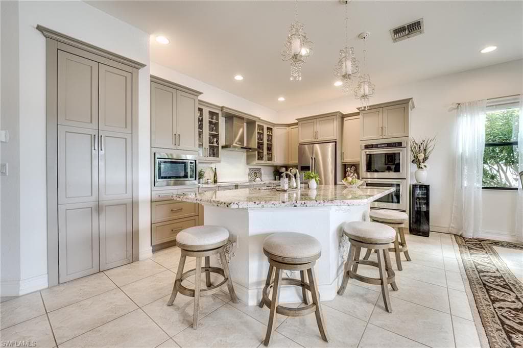 9293 Woodhurst Dr, Naples, FL 34120-25