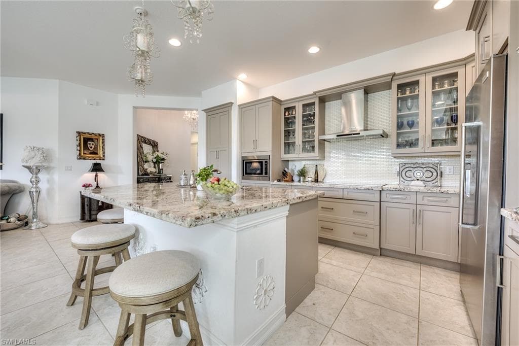 9293 Woodhurst Dr, Naples, FL 34120-27