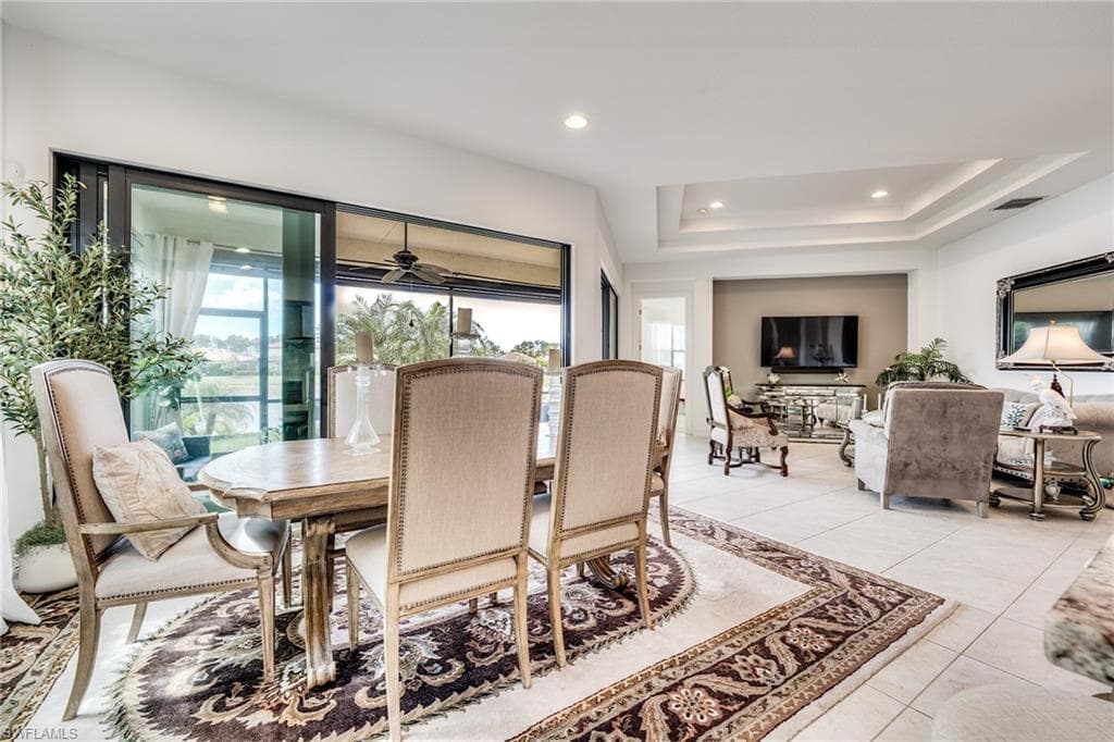 9293 Woodhurst Dr, Naples, FL 34120-28