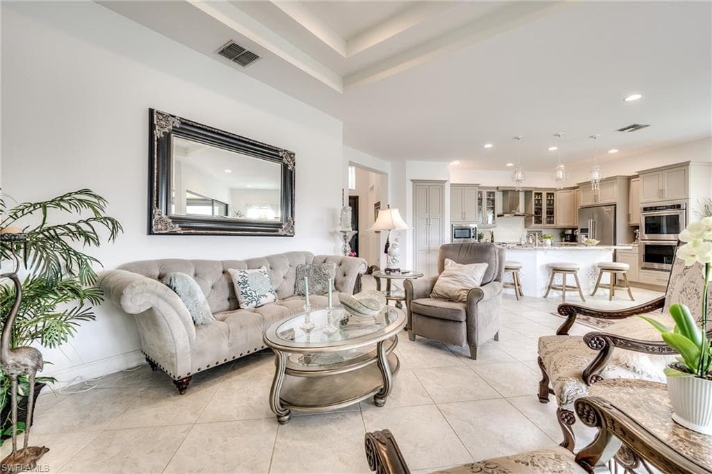 9293 Woodhurst Dr, Naples, FL 34120-31