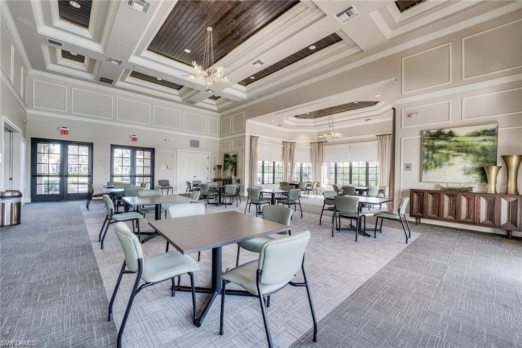 9293 Woodhurst Dr, Naples, FL 34120-40