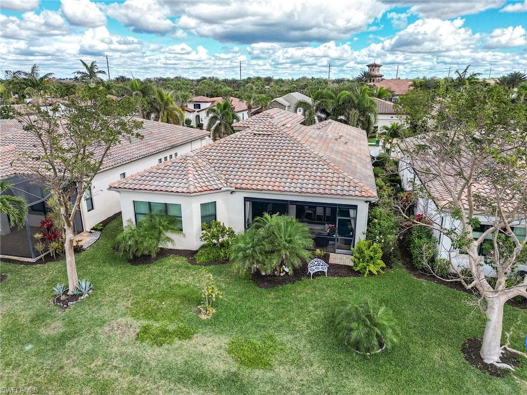 9293 Woodhurst Dr, Naples, FL 34120-4