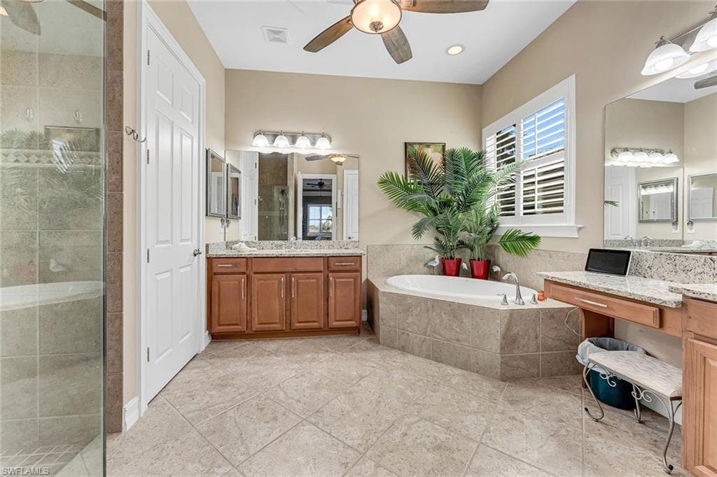 9205 Campanile Cir, Naples, FL 34114-22