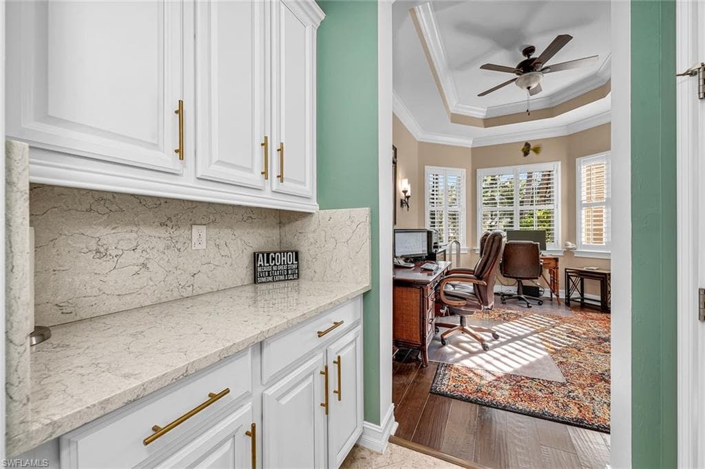 9205 Campanile Cir, Naples, FL 34114-29