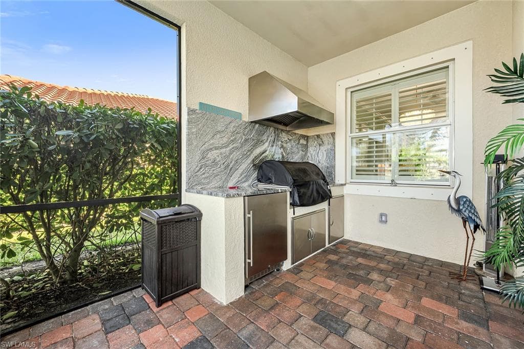 9205 Campanile Cir, Naples, FL 34114-34