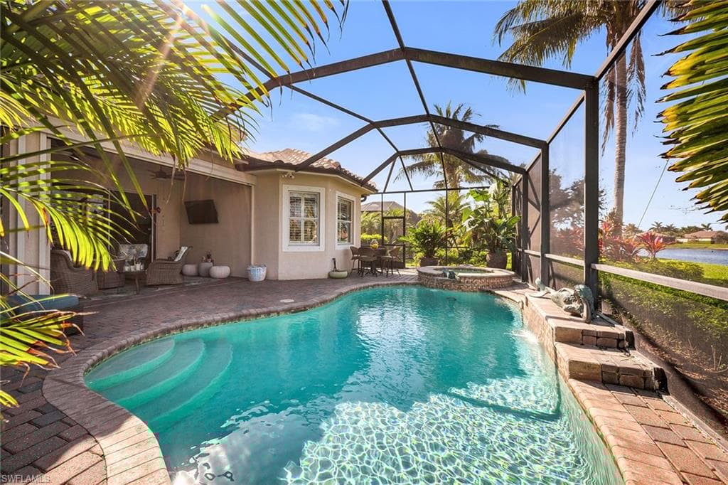 9205 Campanile Cir, Naples, FL 34114-38