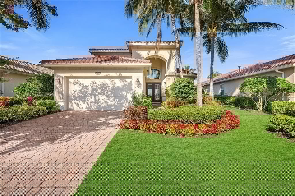 9205 Campanile Cir, Naples, FL 34114-3