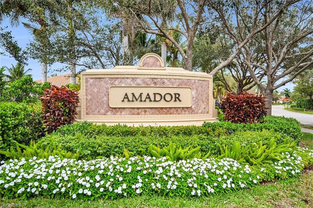 9205 Campanile Cir, Naples, FL 34114-41